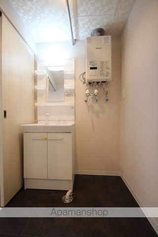 CITY RESIDENCE月寒中央の内装写真