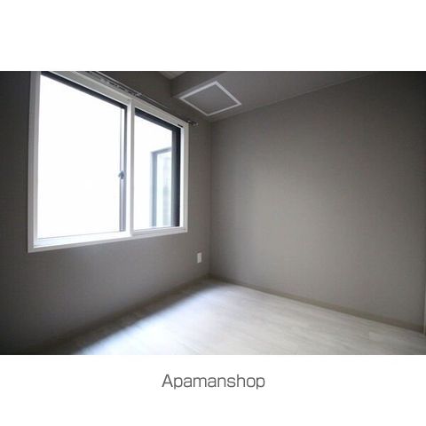 FIRST LEBEN月寒の内装写真