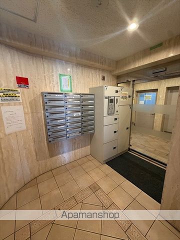 第7田嶋ビルの玄関写真