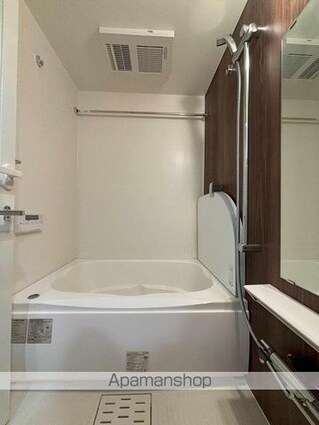 ルミーク本町イースト[1DK/25.44m2]のバス