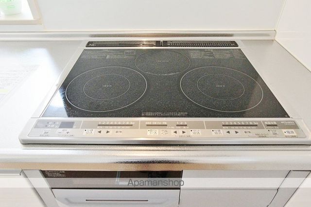 ホワイト バード II A棟の内装写真