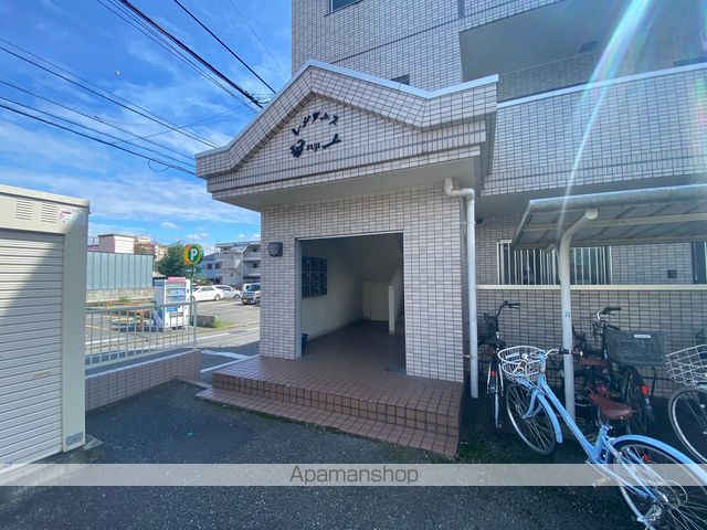 レジデンス富士の玄関写真