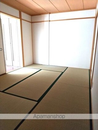 和歌山県海南市重根[2LDK/63.5m2]の内装1