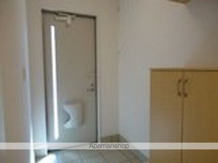 ブランノワールⅡ[1LDK/44.95m2]の玄関