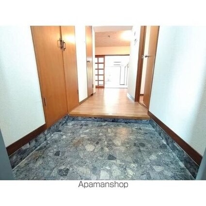 ベルパレス[3DK/59.2m2]の玄関