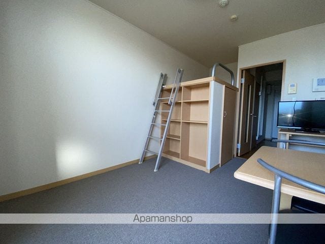 レオパレスKAZUIIIの内装写真