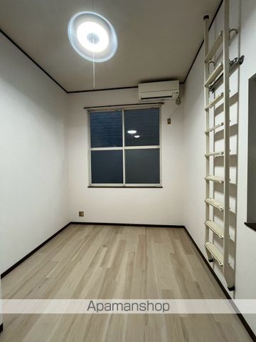 センチュリー21タマアパートの内装写真