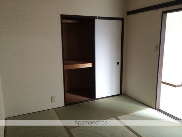 フラワーポテト正弥Iの内装写真