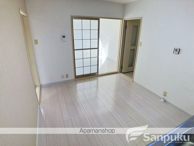 フレグランス坂本の内装写真