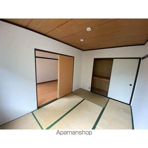タウニー柿本の内装写真