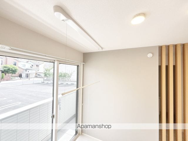 ロイヤルステージ横浜町の内装写真