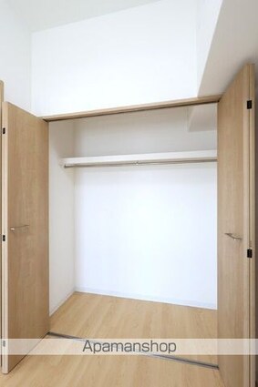 ＭＡＹＦＡＩＲ　ＳＴＡＴＩＯＮ　ＦＲＯＮＴ　ＰＲＥＭＩＵＭ[1LDK/34.73m2]の収納