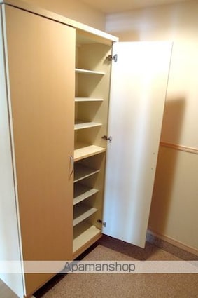 ウィステリア櫻小路[1LDK/40.18m2]の収納