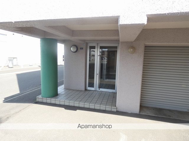 プロムコートの玄関写真