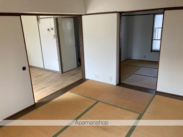 都府楼14棟の内装写真