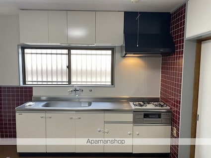 江尻ヶ丘町戸建１７６[5DK/105.16m2]のキッチン