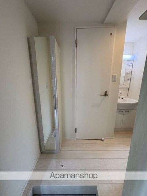 ハーモニーテラス蓮根Ⅳ[1R/12.54m2]の玄関