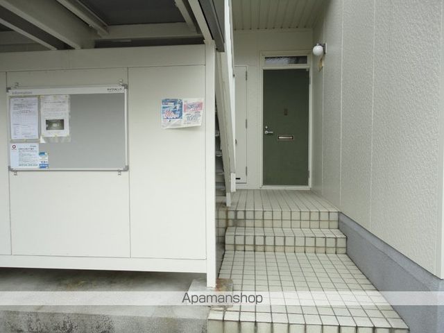ロイヤルシャルムの玄関写真