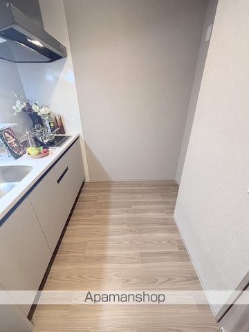IRVINGNEO岸里TAMADEの内装写真