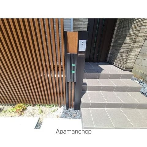 名古屋市東山線 一社駅 徒歩10分 2階建 築4年の玄関写真