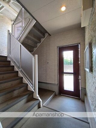 千葉県千葉市中央区長洲１丁目[1K/26.49m2]のロビー