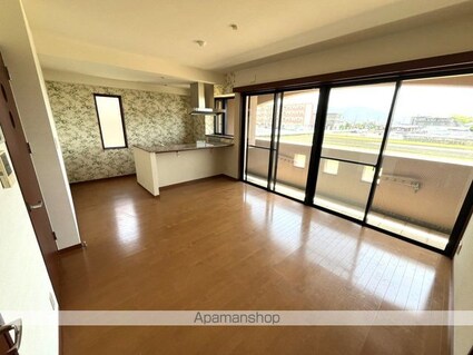 ゴールデンヴィラＭⅢ[1LDK/42.72m2]のリビング・居間