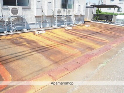 アクシス寺町[1K/29.25m2]の駐車場