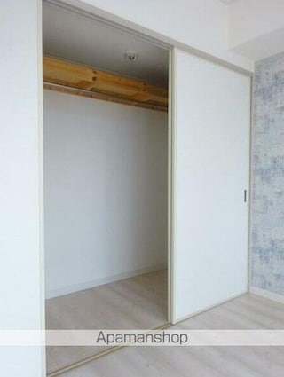 東京都新宿区富久町[2LDK/51.3m2]の収納