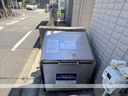 Ｂｏｎｈｅｕｒ　Ｃｈｅｚ　Ｍｏｉ[2LDK/58.22m2]の共用部2