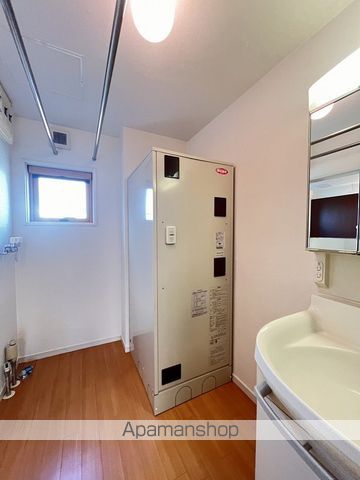 札幌市東西線 円山公園駅 徒歩5分 2階建 築20年の内装写真
