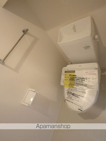 R-001の内装写真