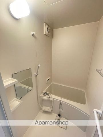 レナート市場南の内装写真