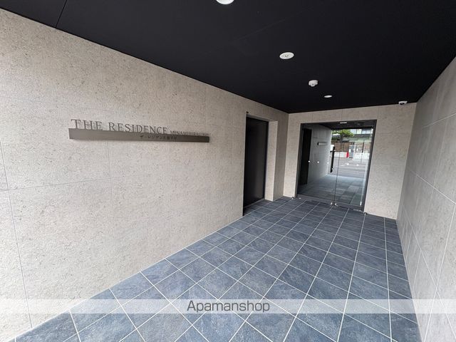 ザ・レジデンス南平岸の玄関写真