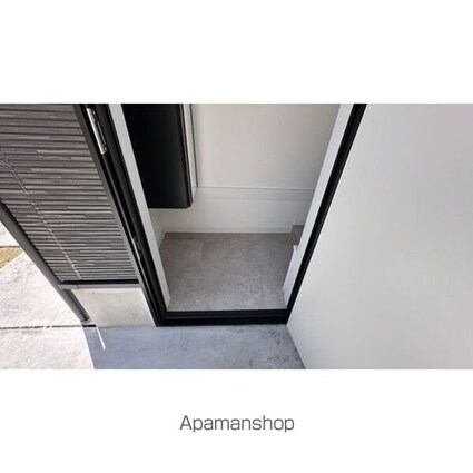 Ｖｅｌｏ　ＪＩＹＵＧＡＯＫＡ（ヴェロジユガオカ）[1R/20.06m2]の玄関