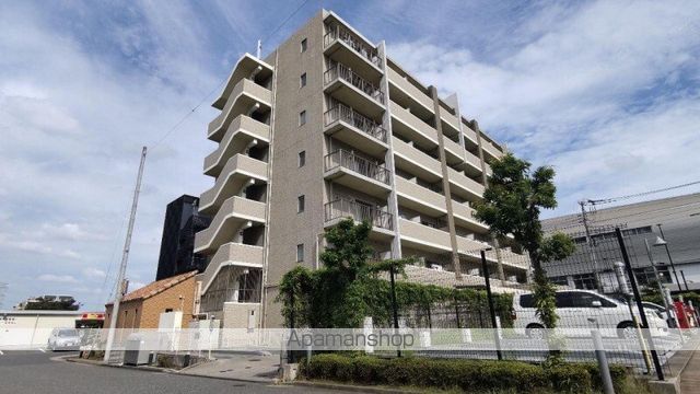 柏市小青田のマンションの外観1