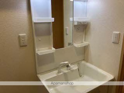 和歌山県和歌山市湊[2LDK/67.02m2]の洗面所
