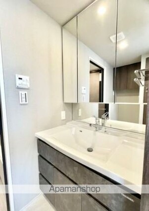 ＣＲＥＡＴＩＦ秋葉原[2LDK/53.21m2]の洗面所