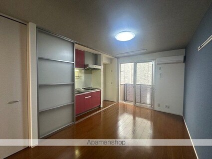 インペリアルコート[1K/25.28m2]のリビング・居間