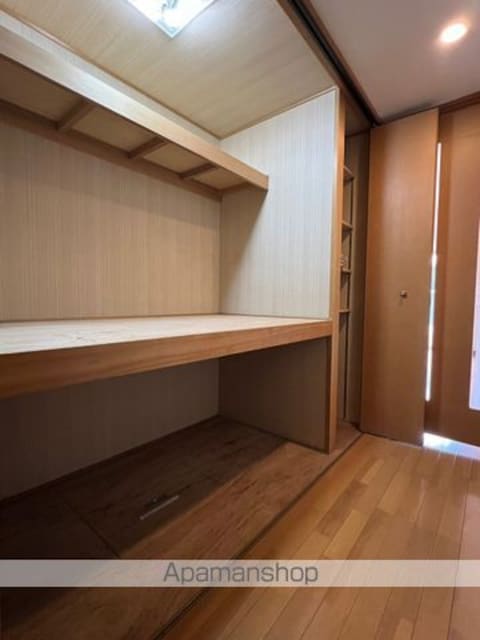 東京都中野区野方３丁目[3LDK/78.71m2]の収納