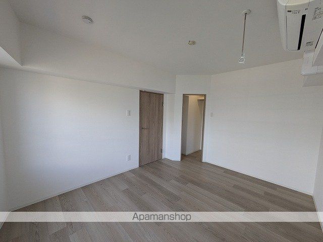 静岡泉町エンブルコートの内装写真