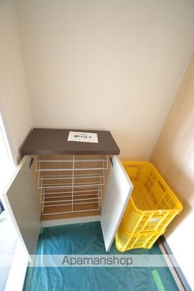 メイプルコートＢ[1LDK/42.25m2]の玄関