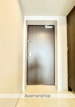 ＣＲＥＡＴＩＦ秋葉原[2LDK/53.21m2]の玄関