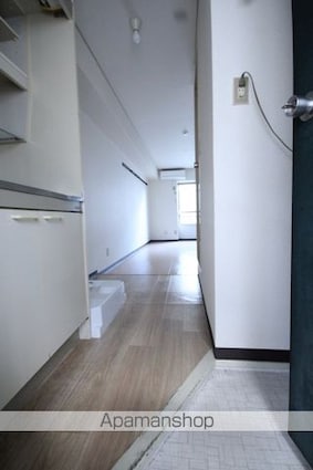 トリヴァンベール豊中[1R/18m2]の玄関