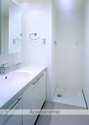 コンフォリア原宿[1LDK/37.99m2]の洗面所