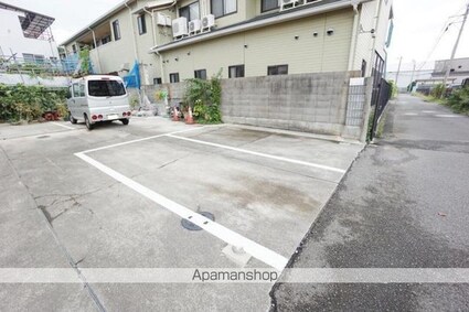 Ｍ・Ｃマンション[1DK/32m2]の駐車場