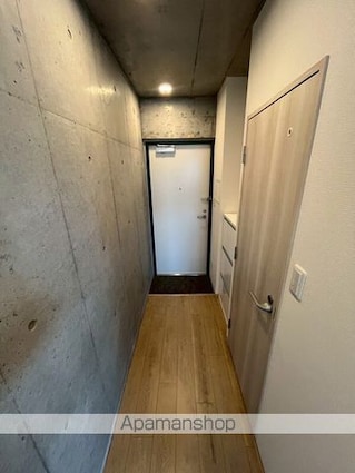 ラヴィージェ赤羽[1LDK/25.22m2]の玄関