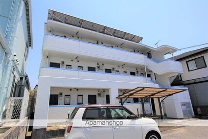 ヴィラ・アンソレイエ堀江[1K/20.8m2]の外観2