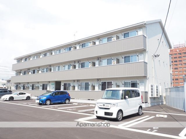 レフィナード Cの外観写真
