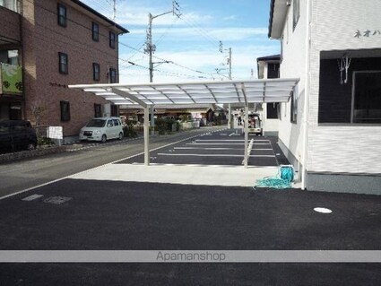 ネオハウスマツバラ　Ａ・Ｂ・Ｃ棟[3LDK/66.8m2]の駐車場2