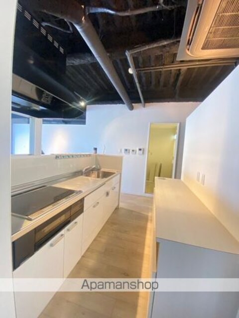 プラザ・パルビル[1R/76.02m2]のキッチン